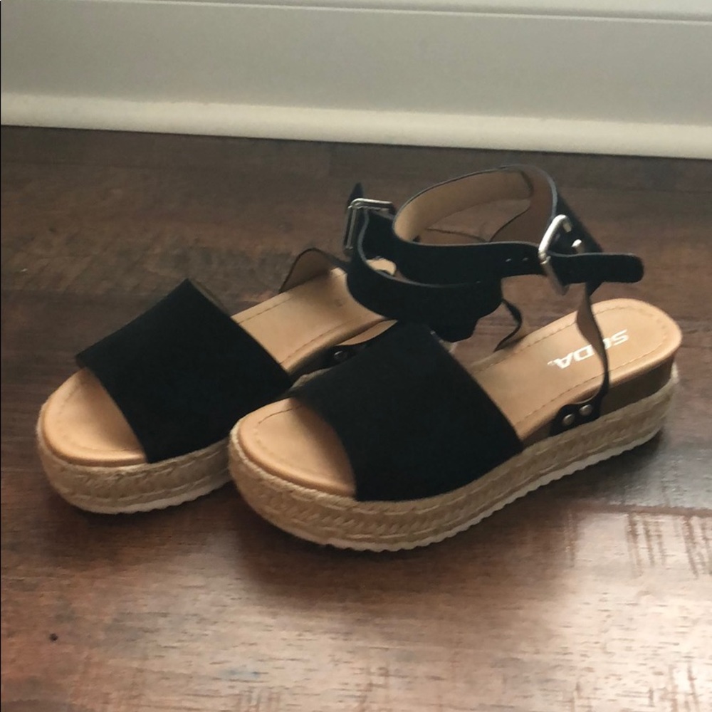 Soda Platform Sandals